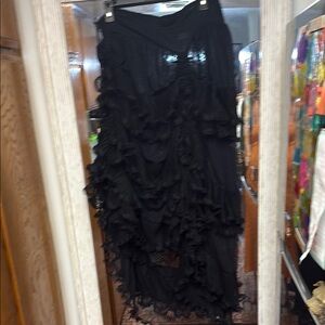 New Elegant Black Ruffled Skirt